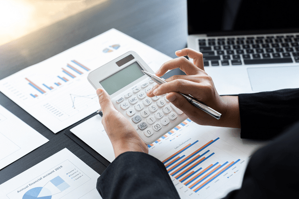 Không giỏi toán có học kế toán được không?