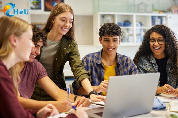 tuong-tac-voi-giang-vien-va-ban-hoc