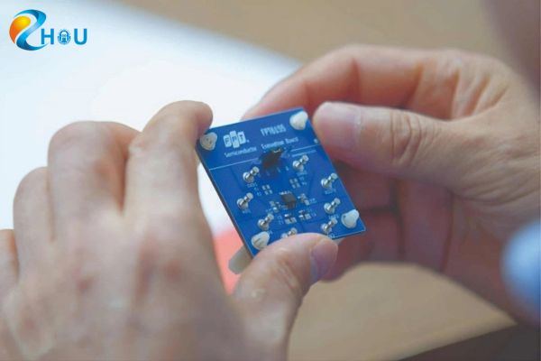 mot mau chip do FPT Semiconductor phat trien
